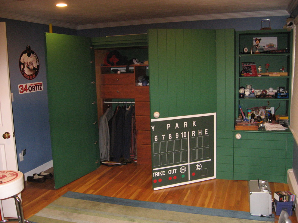 green monster closet